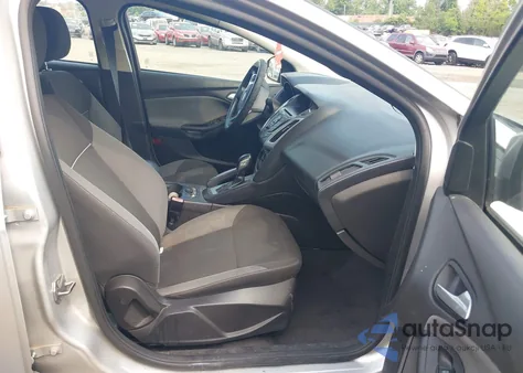 2013 Ford Focus Se z USA, uszkodzony, nr VIN 1FADP3F21DL168277